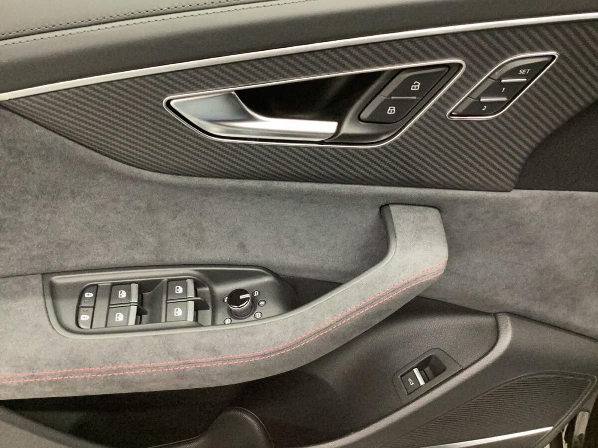 Audi RS Q8 performance 471 kW tiptronic (UPE: 193.295€)