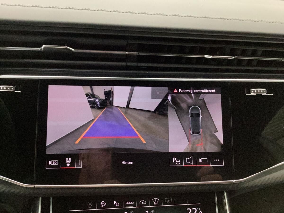 Audi RS Q8 performance 471 kW tiptronic (UPE: 193.295€)