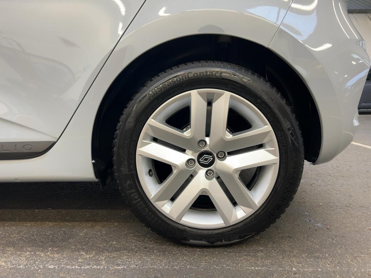 Renault Clio 5 EVOLUTION TCE 90 Renault Clio 5 EVOLUTION TCE 90