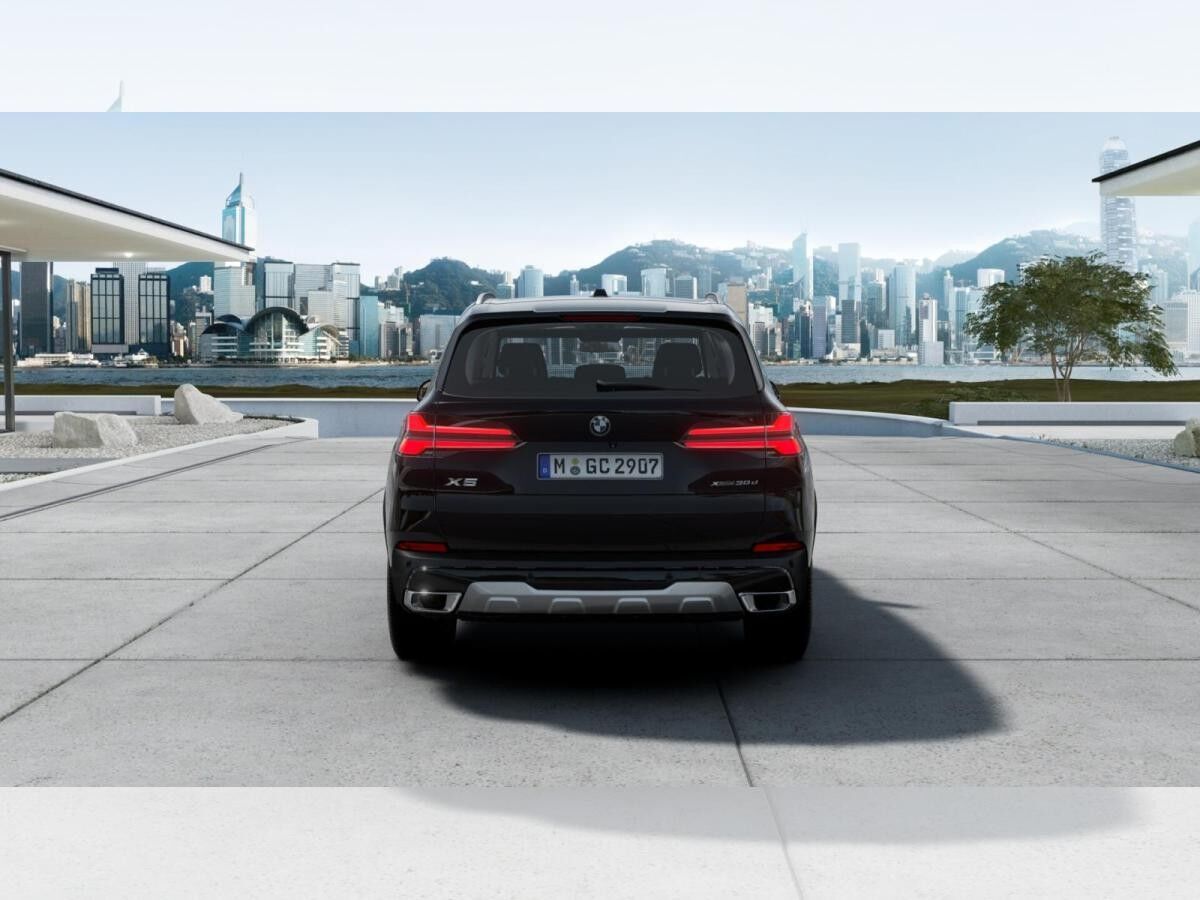 BMW X5 xDrive30d FACELIFT / Komf. / LiveCock/ Hifi / RFK /