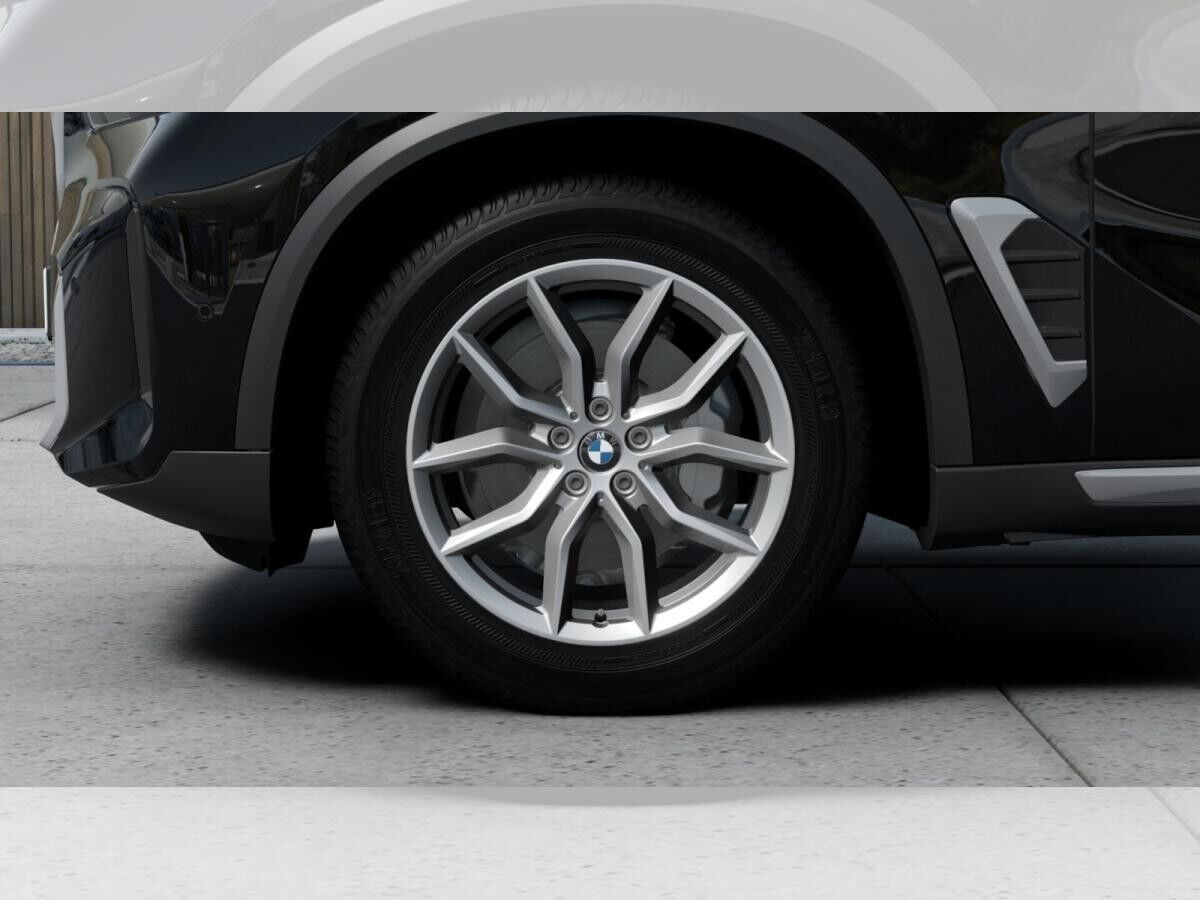 BMW X5 xDrive30d FACELIFT / Komf. / LiveCock/ Hifi / RFK /