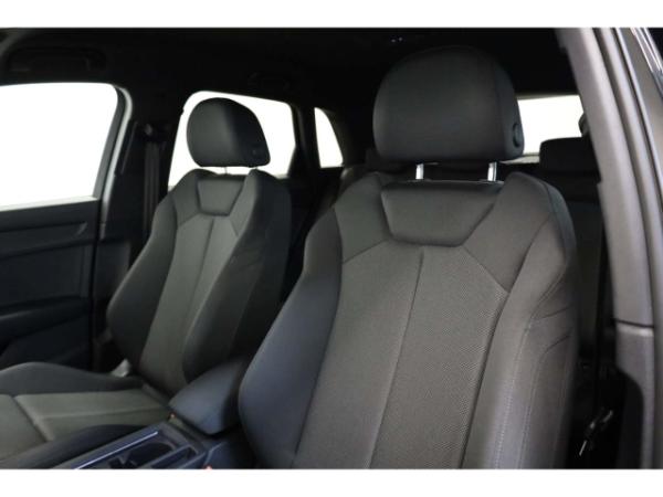 Audi Q3 35 TDI Advanced AHK/RFK/19''/NAV/Virt