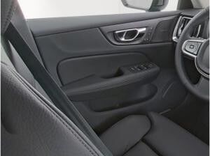 Volvo V60 T8 Plus Dark Plug-In Hybrid AWD EU6e Panoramadach 360°Kamera