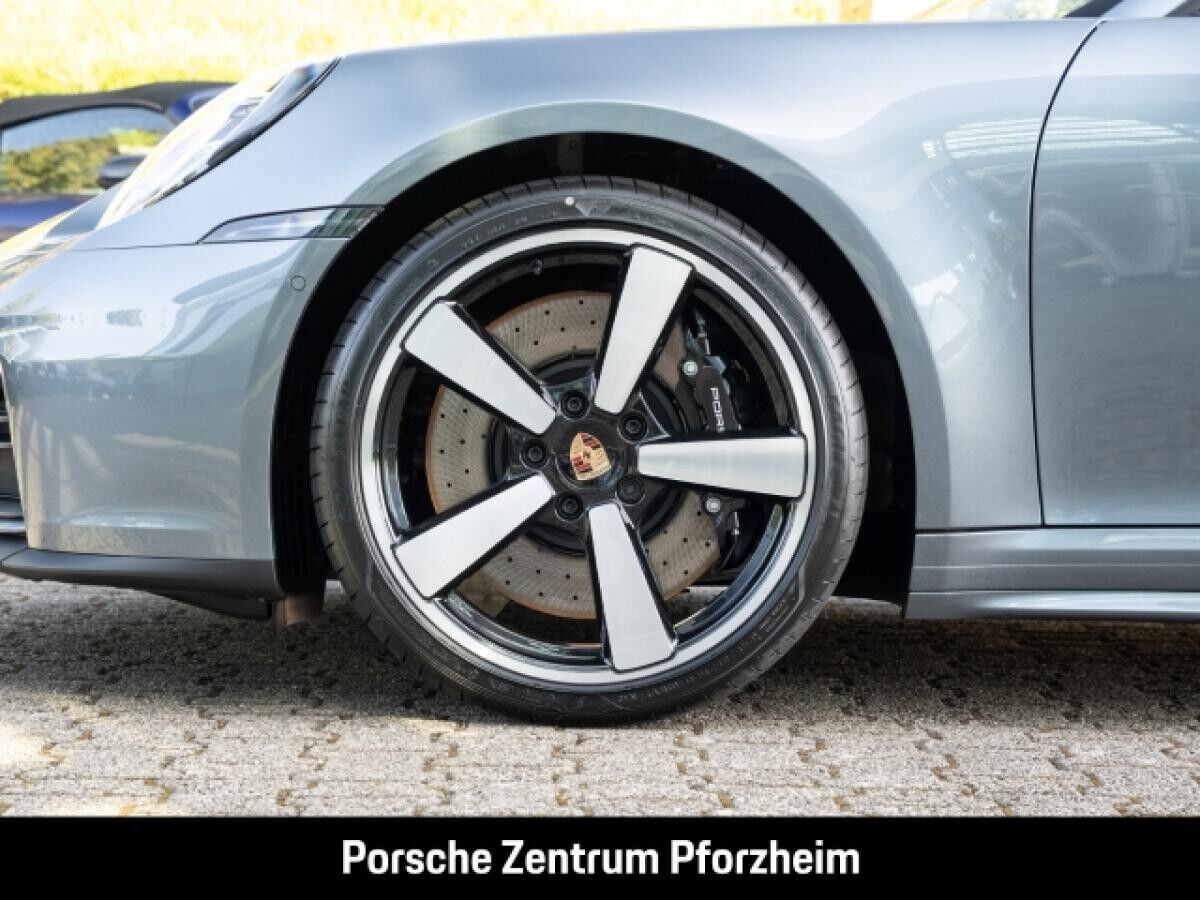 Porsche 992 911 Carrera S Cabrio Liftsystem-VA InnoDrive
