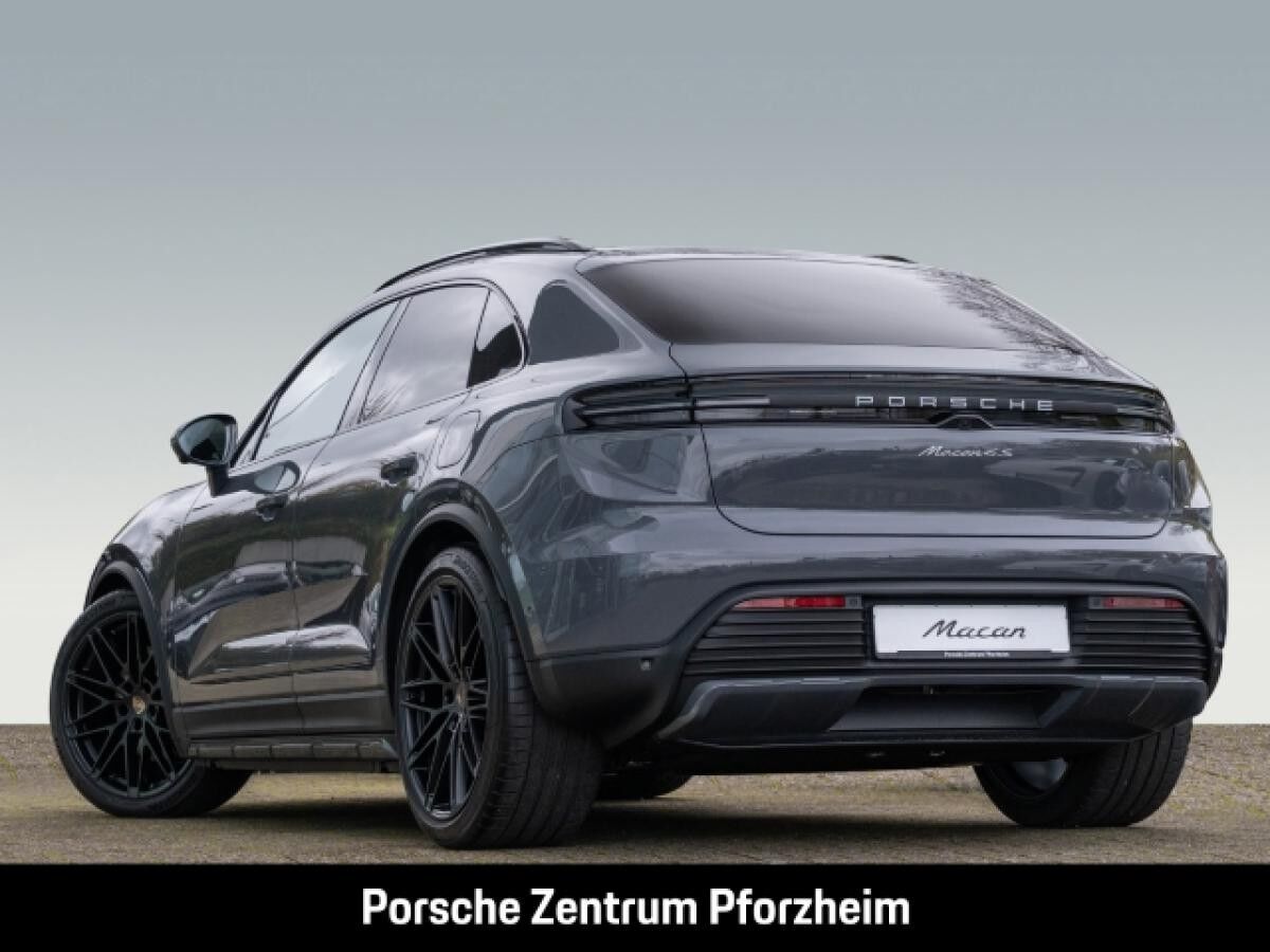 Porsche Macan 4S InnoDrive BOSE Luftfederung 22-Zoll LED
