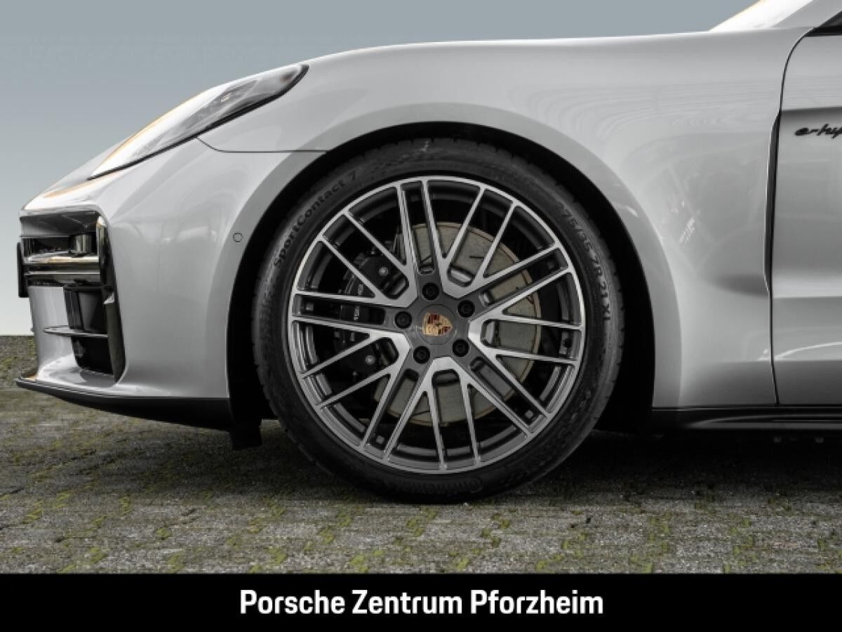 Porsche Panamera 4 E-Hybrid HA-Lenkung InnoDrive Head-Up