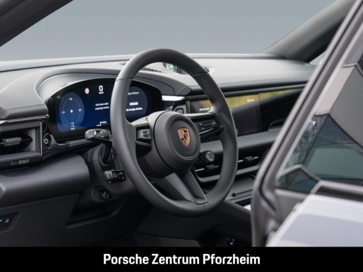 Porsche Macan 4S InnoDrive BOSE Luftfederung 22-Zoll LED