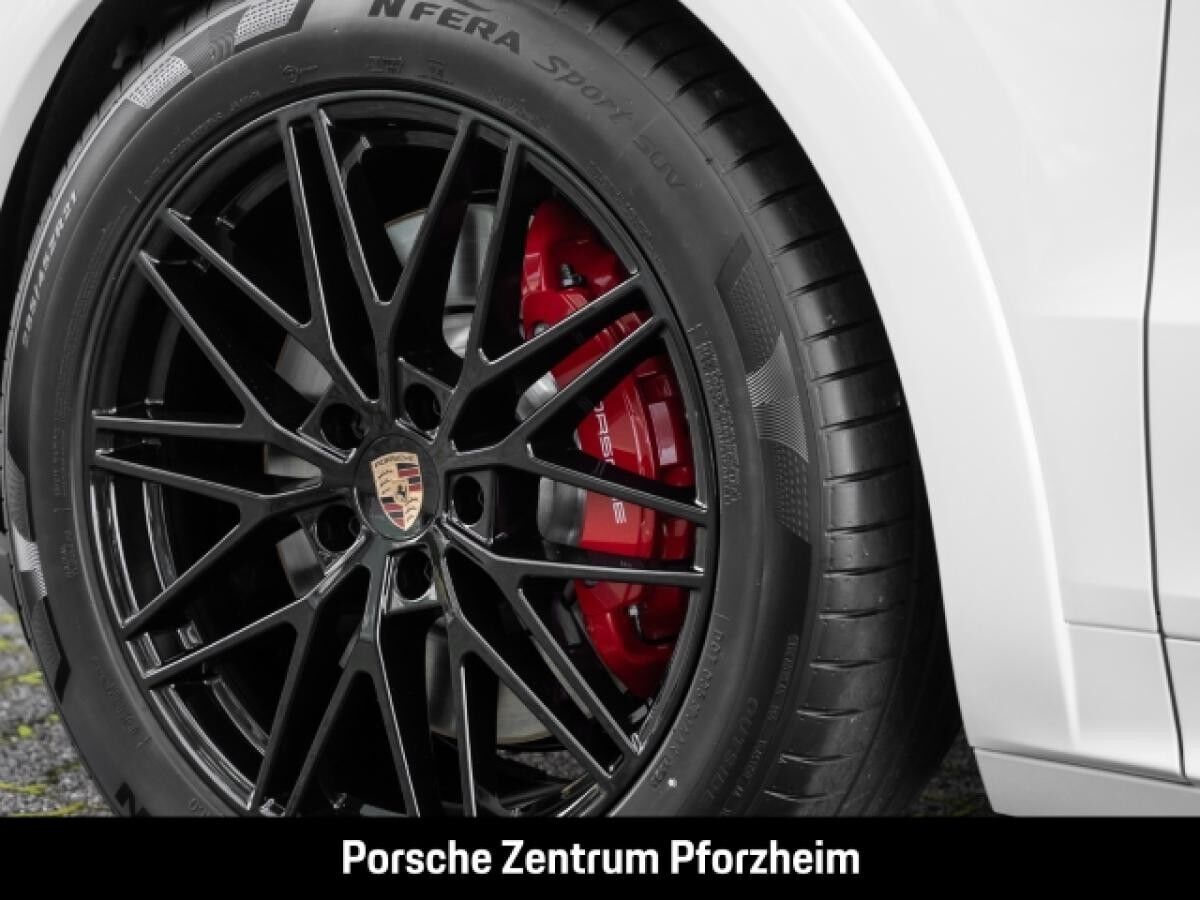 Porsche Cayenne GTS HA-Lenkung InnoDrive Head-Up 21-Zoll