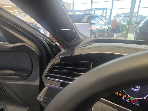 Volkswagen Passat R-Line "Signature" Hybrid //SOFORT VERF.// 272PS - mit 0,5% versteuern, HUD, Leder, LED, Kamera usw.