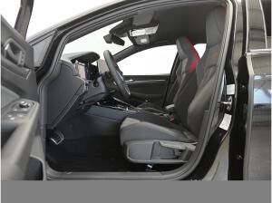 Volkswagen Golf VIII GTI HUD LED Navi Winterräder