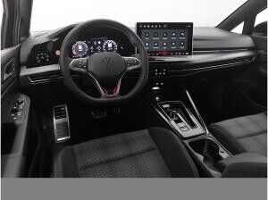 Volkswagen Golf VIII GTI HUD LED Navi Winterräder