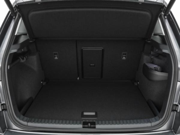 Skoda Karoq Tour 1.5 TSI AHK Navi Kamera ACC