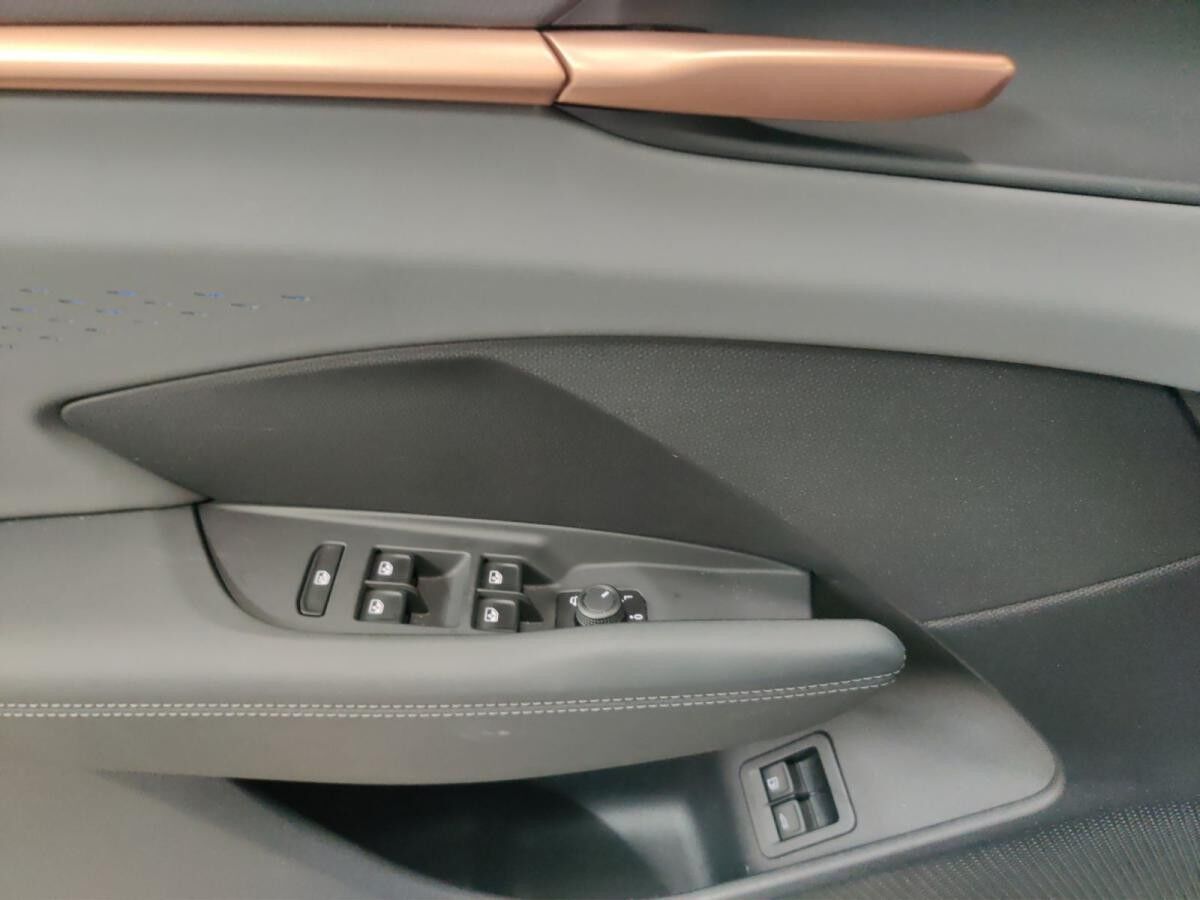 Cupra Terramar Edge eHYBRID Matrix/ACC/HuD/360°/1.30Garantie