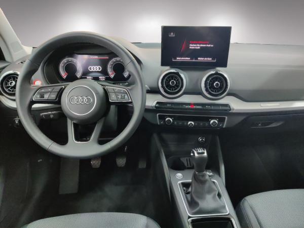 Audi Q2 Advanced 30 TFSI AHK/LED/Navi+/RFKam/02.30Garantie