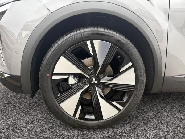 Mitsubishi Grandis 1.8 Hybrid Benziner Diamant Top *NEUES MODELL*