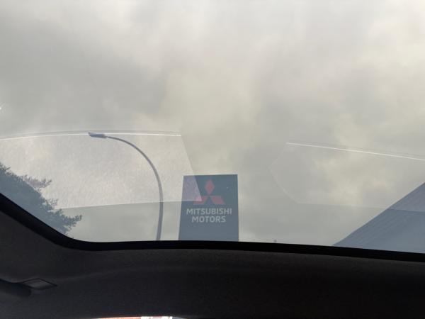 Mitsubishi Grandis 1.8 Hybrid Benziner Diamant Top *NEUES MODELL*