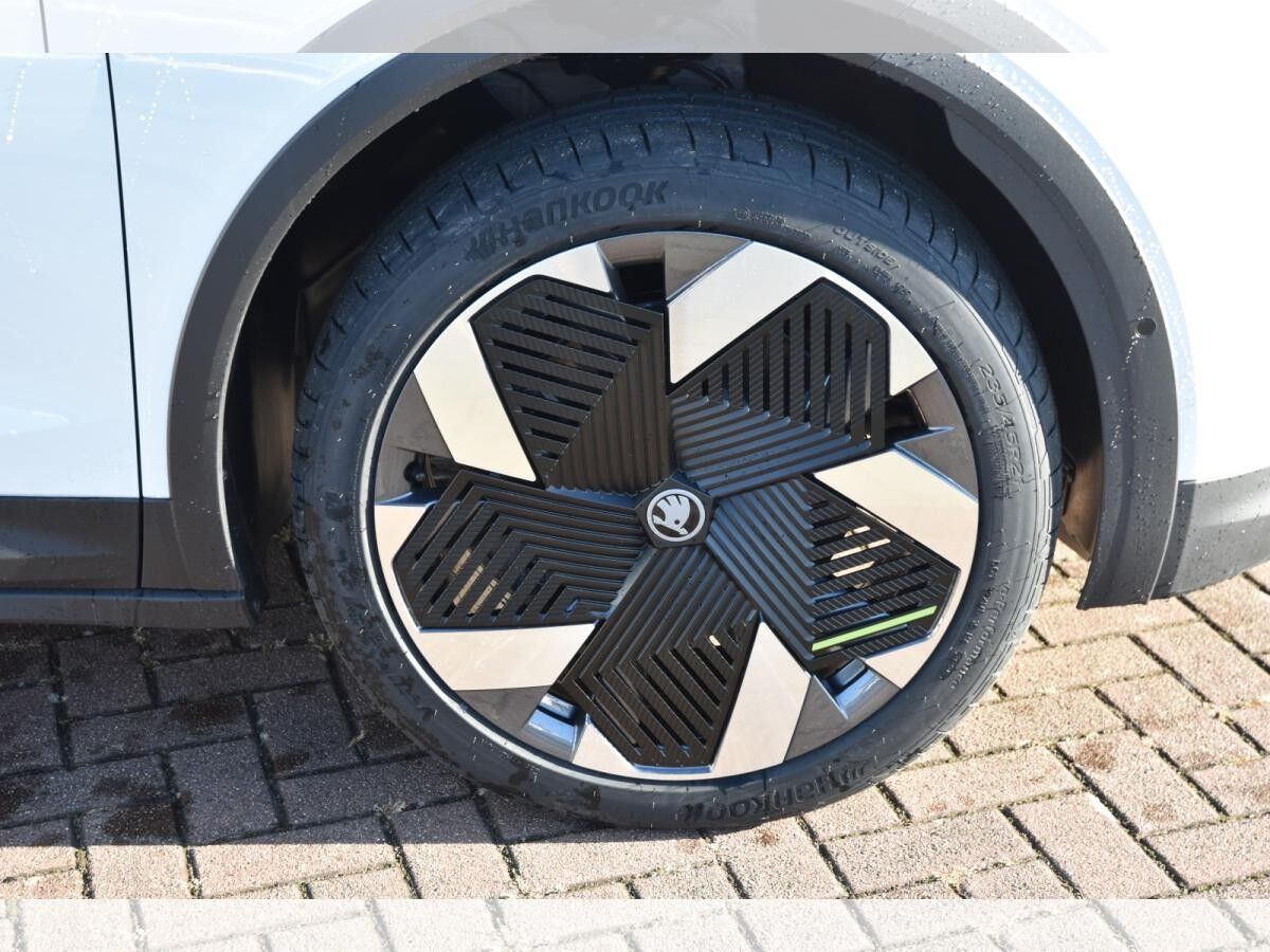 Skoda Elroq RS*Matrix*Navi*AHK*Maxx*360°Wärmepumpe*uvm