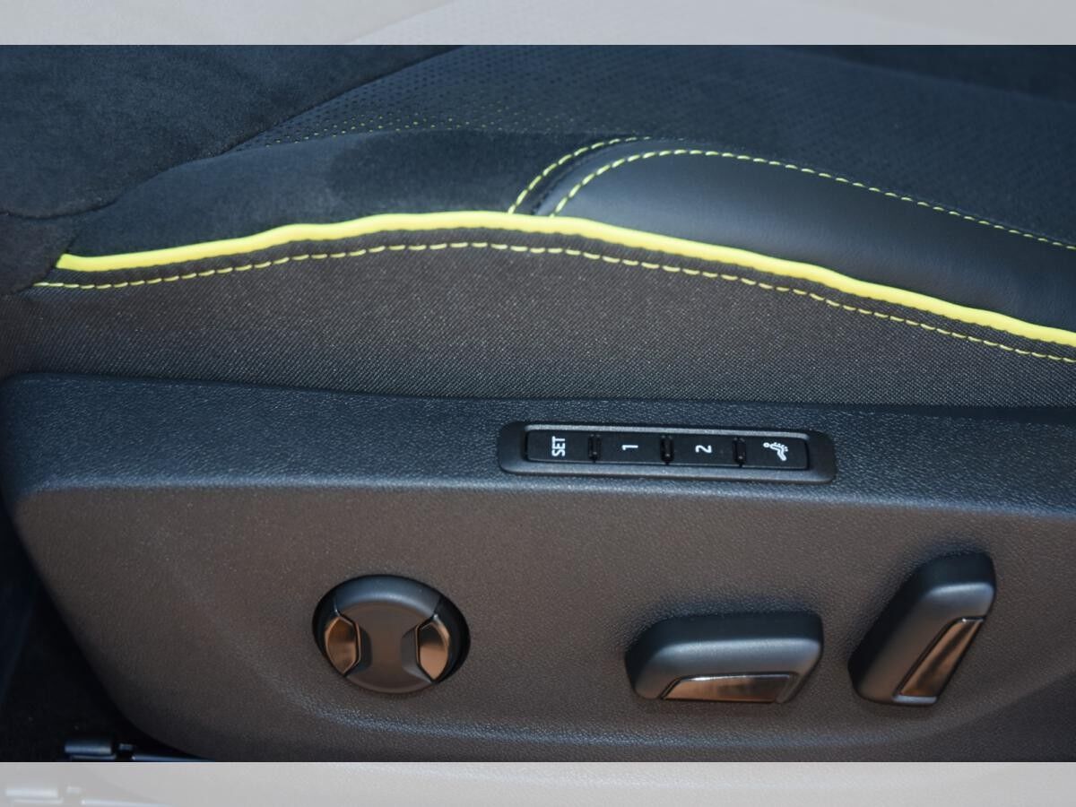 Skoda Elroq RS*Matrix*Navi*AHK*Maxx*360°Wärmepumpe*uvm