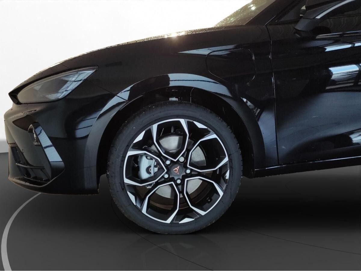 Cupra Leon 1.5 e-HYBRID DSG Edge