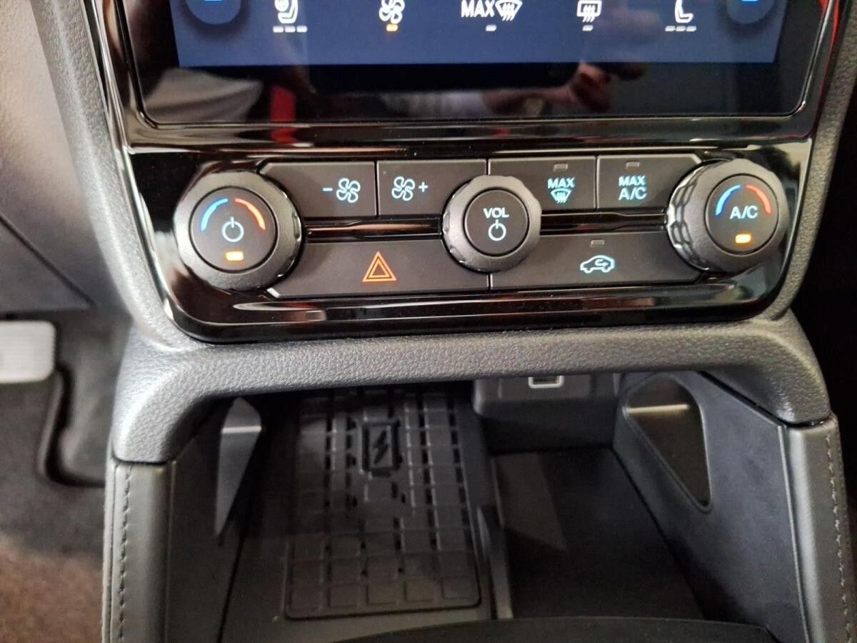 Ford Ranger Raptor 3.0 Benziner Command Grey ***Sofort Verfügbar***