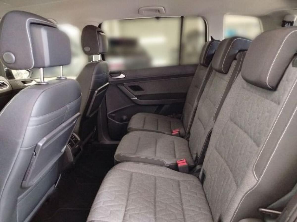 Volkswagen Touran Highline 1,5 l TSI OPF (15 7-Gang-Doppelkupplungsgetriebe DSG