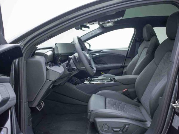 Audi A6 e-tron Avant performance AHK*HUD*PANO*360*MATRIX-LED