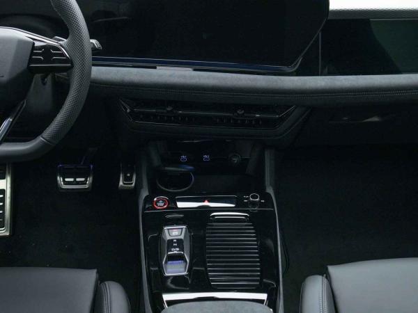 Audi A6 e-tron Avant performance AHK*HUD*PANO*360*MATRIX-LED