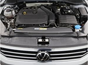 Volkswagen Passat Variant Elegance 1.5TSI DSG / Matrix, RFK
