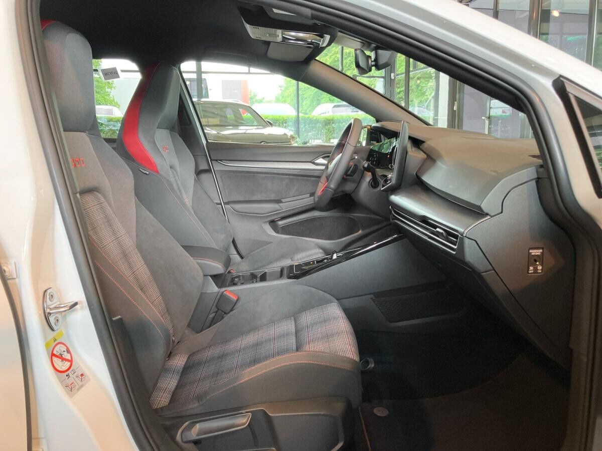 Volkswagen Golf GTI 2.0 TSI DSG Navi Rückfahrkamera CarPlay