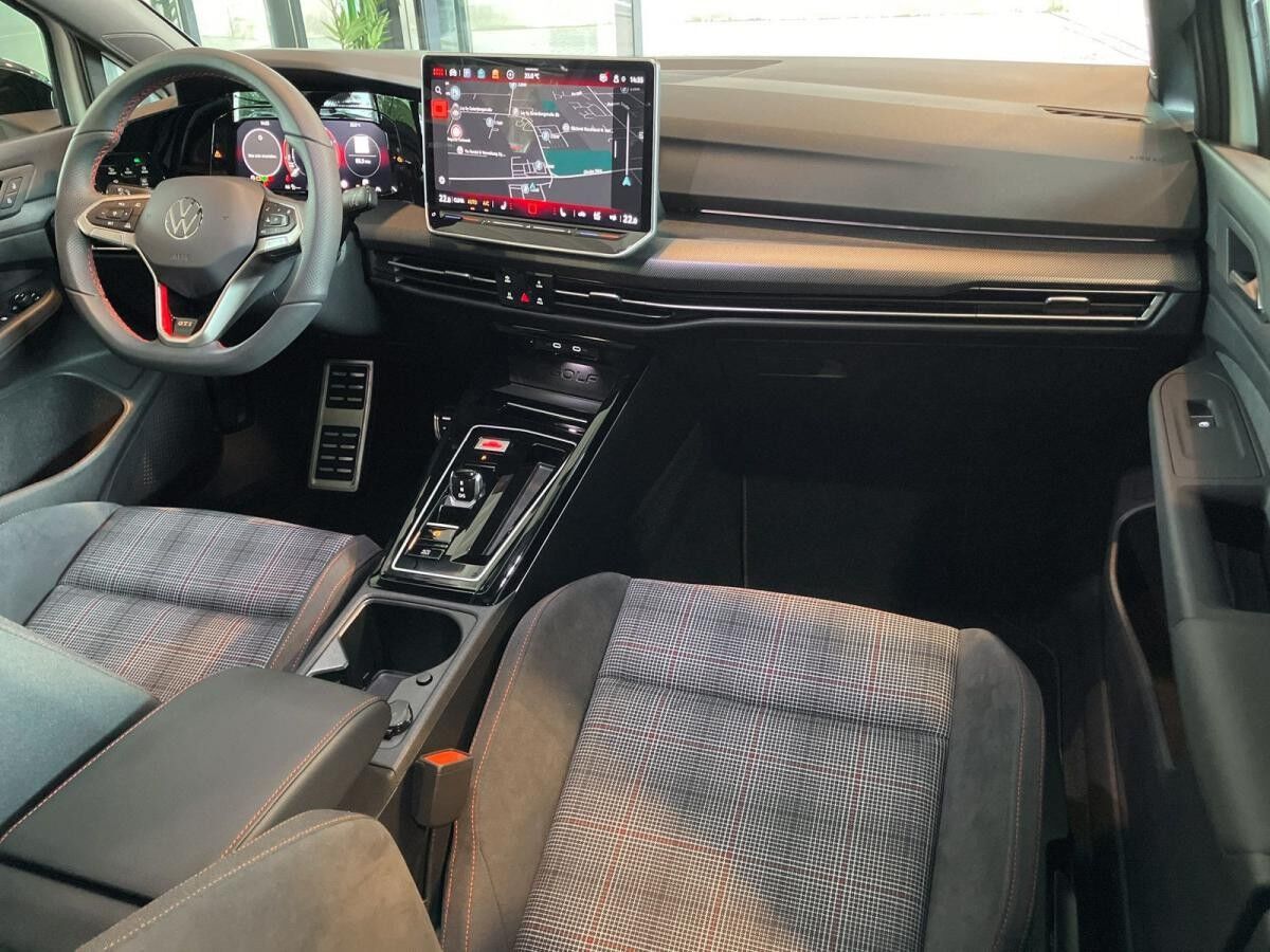 Volkswagen Golf GTI 2.0 TSI DSG Navi Rückfahrkamera CarPlay