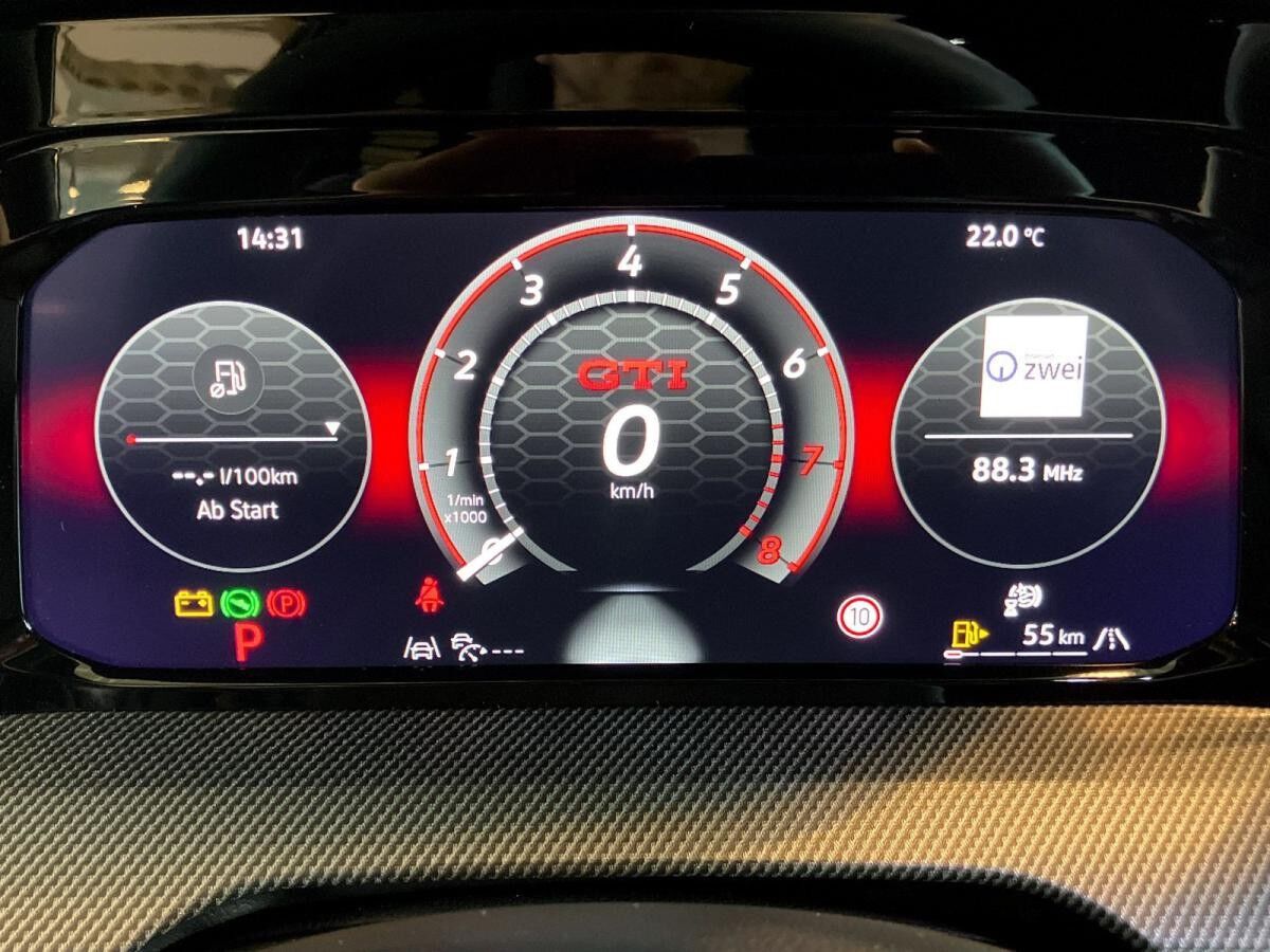 Volkswagen Golf GTI 2.0 TSI DSG Navi Rückfahrkamera CarPlay