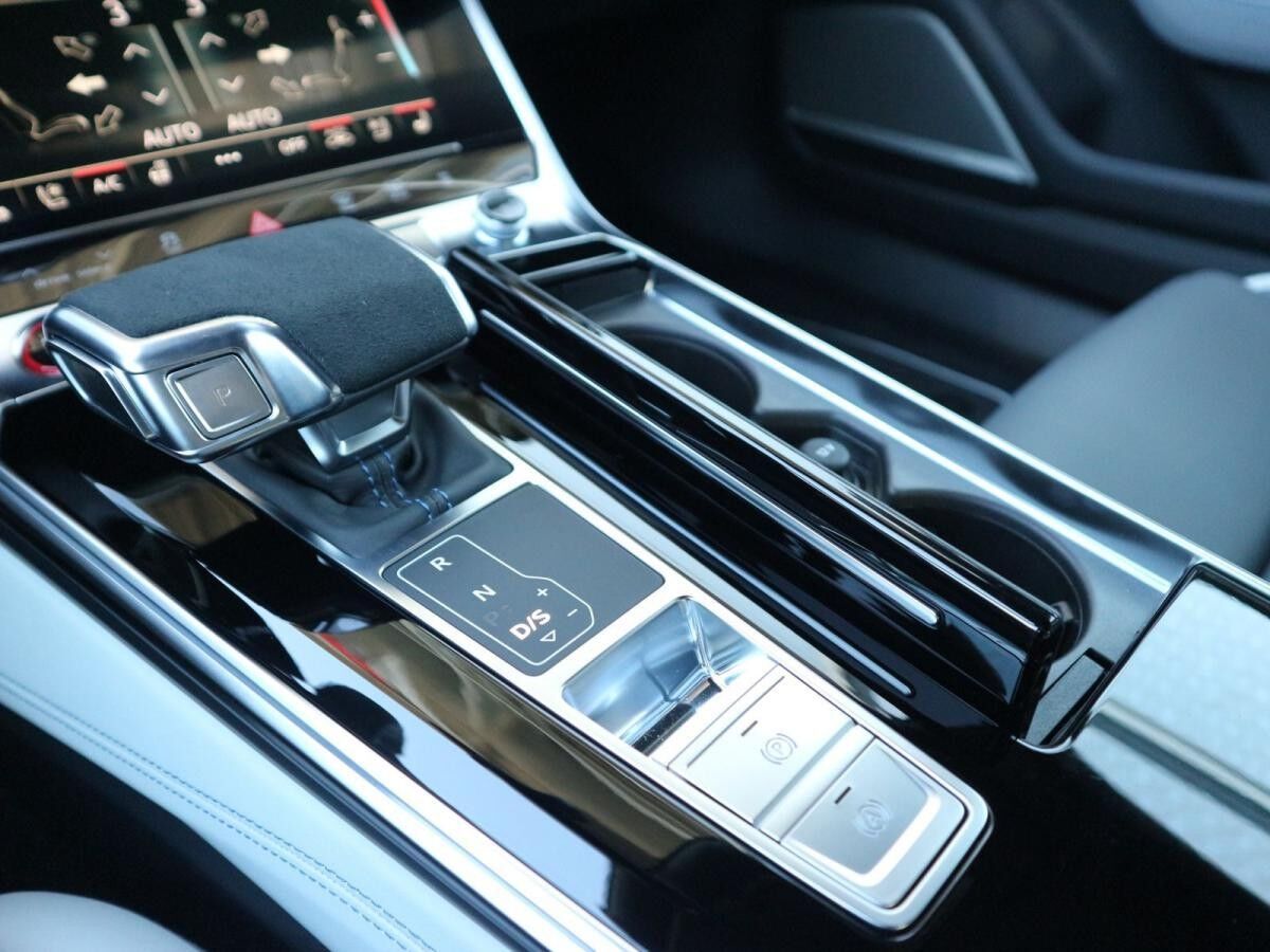 Audi RS7 RS 7 Sportback performance tiptronic*NAVARAMATT*