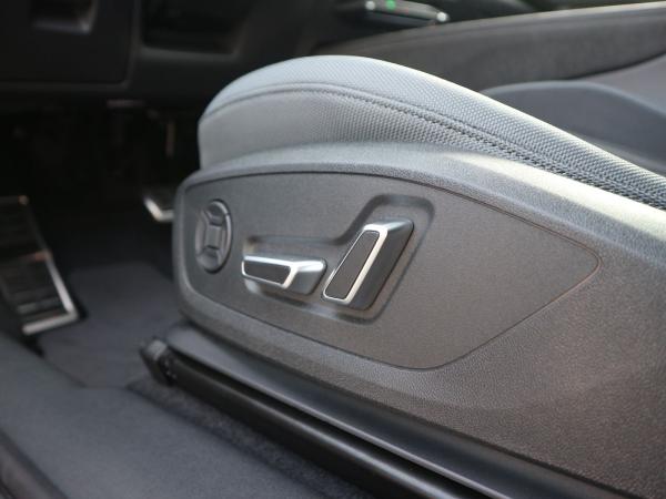 Audi Q3 Sportback e-hybrid S tronic*0,5%*MATRIX*PANO*HuD*