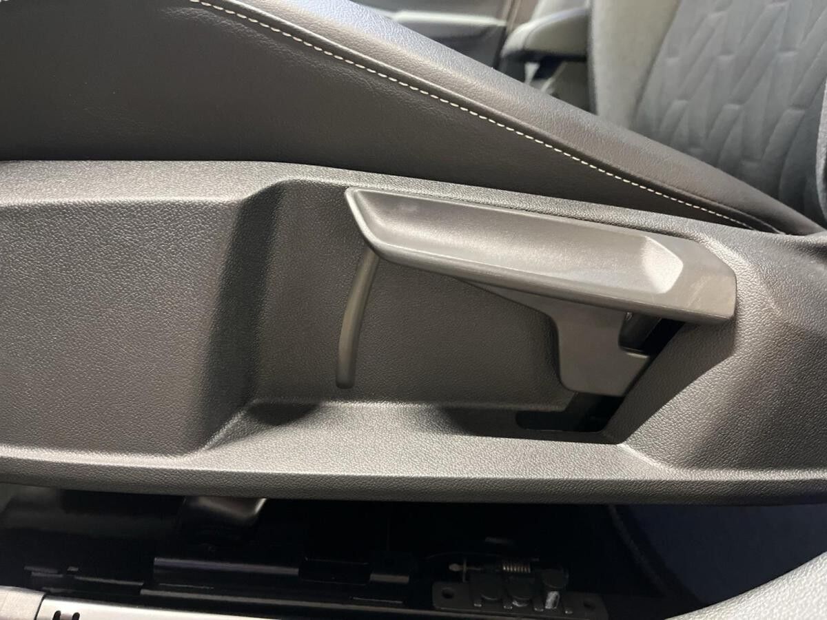 Volkswagen Golf VIII GOAL 1.5 eTSI DSG ACC AUT DynLicht LED