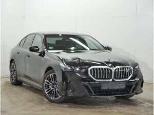 BMW i5 xDrive40 Limousine M Sportpaket Vollleder AHK