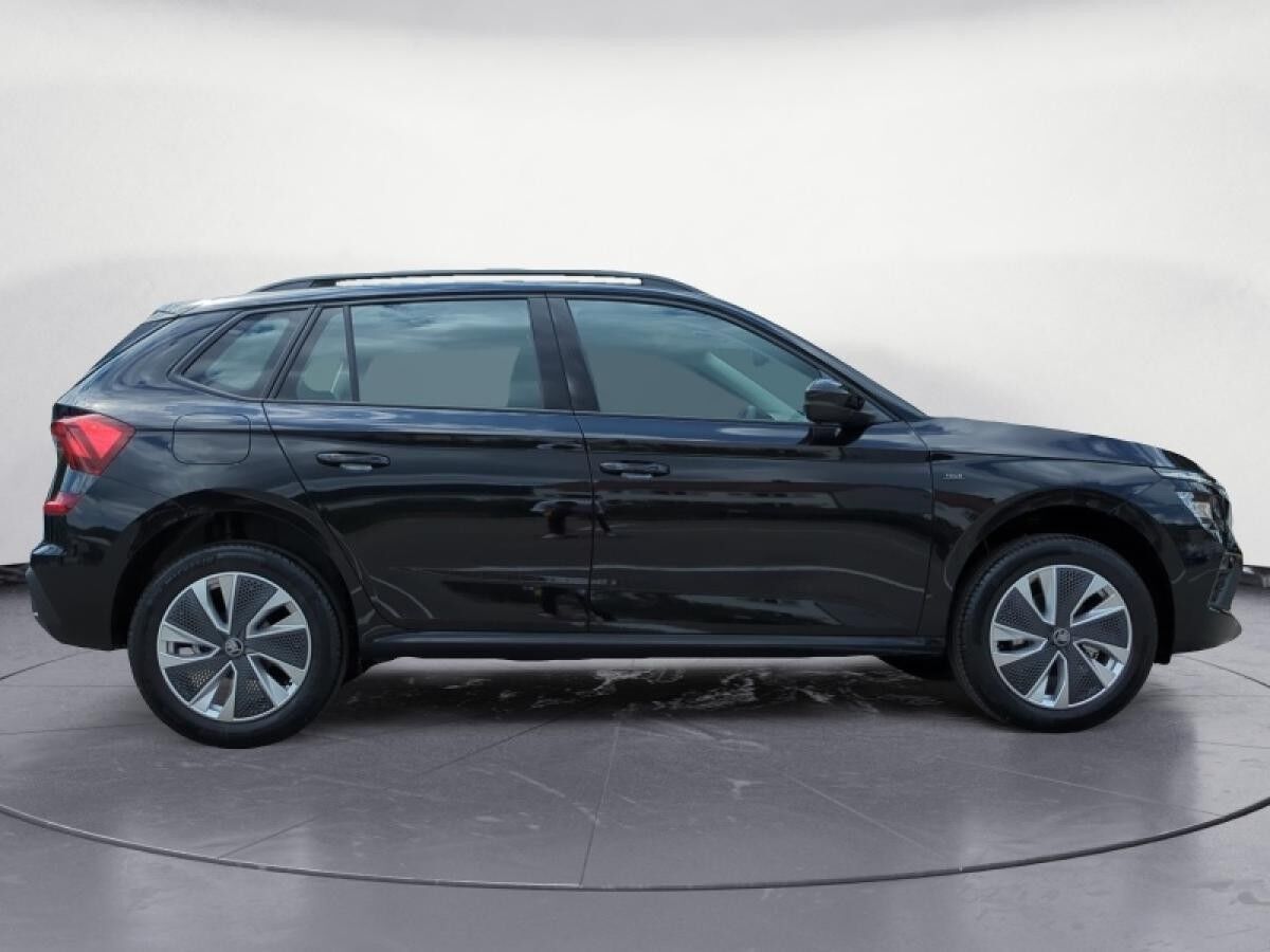 Skoda Kamiq Tour 1,0 TSI 70 kW 5-Gang-Schaltgetriebe* AHK/17 Zoll* !SOFORT VERFÜGBAR!