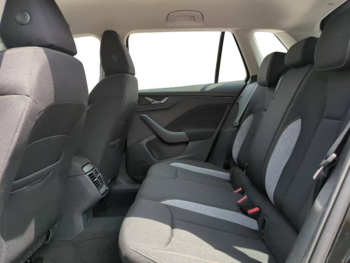 Skoda Kamiq Tour 1,0 TSI 70 kW 5-Gang-Schaltgetriebe* AHK/17 Zoll* !SOFORT VERFÜGBAR!