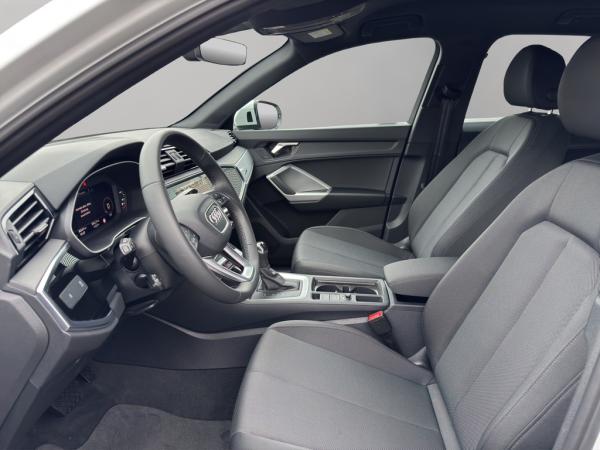 Audi Q3 Advanced 35TFSI S-Tr. Navi ACC Rückfahrkamera