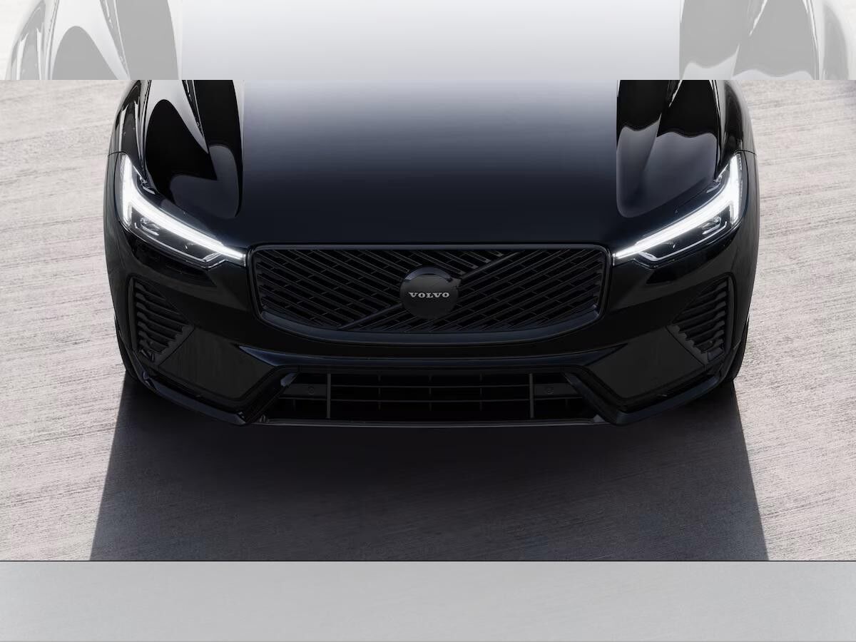 Volvo XC60 B5 AWD Plus Black Edition