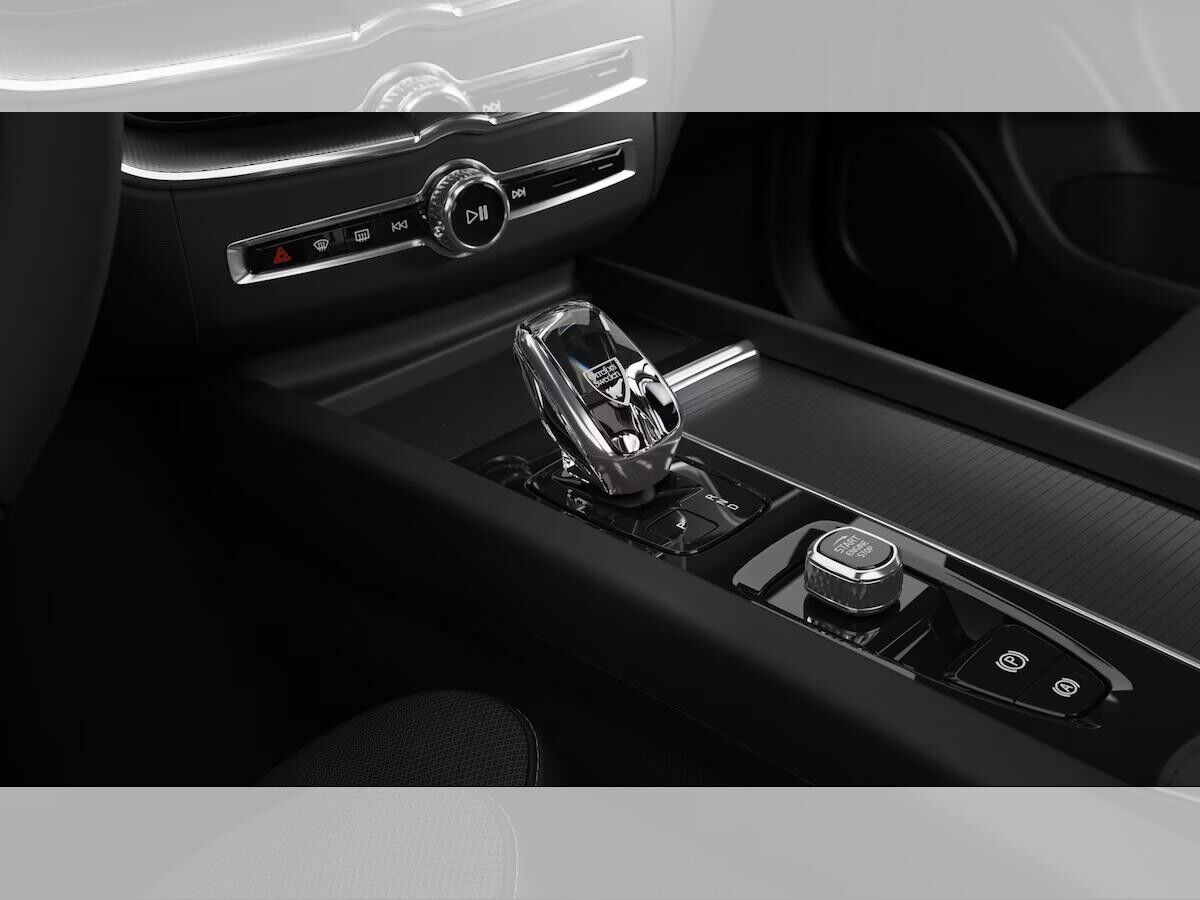 Volvo XC60 B5 AWD Plus Black Edition