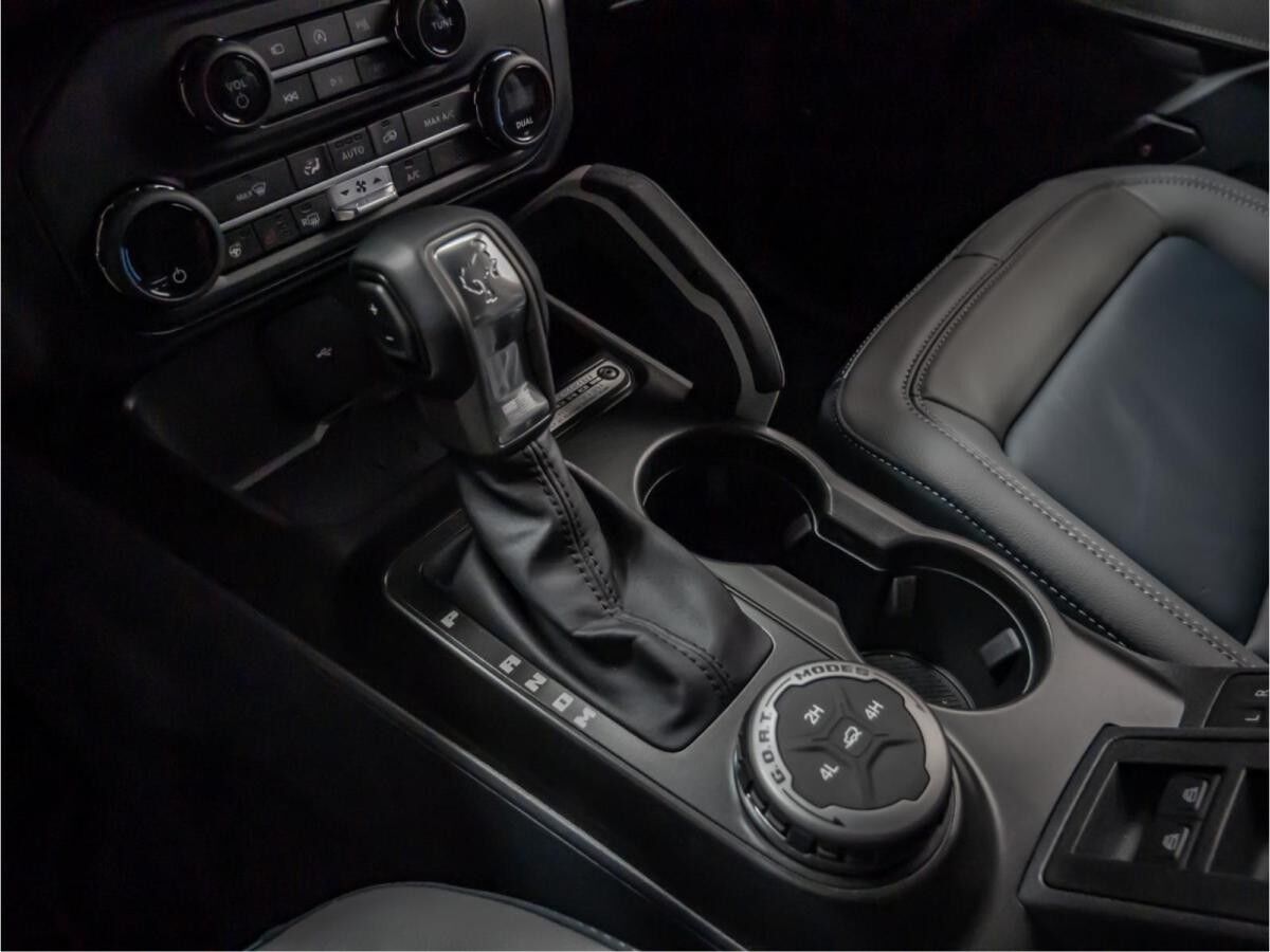 Ford Bronco OuterBanks 4x4 V6 NAVI KAMERA LEDER uvm.