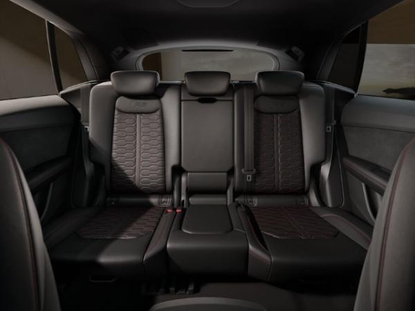 Audi RS Q8 performance Pano Standhzg. AHK HUD B&O