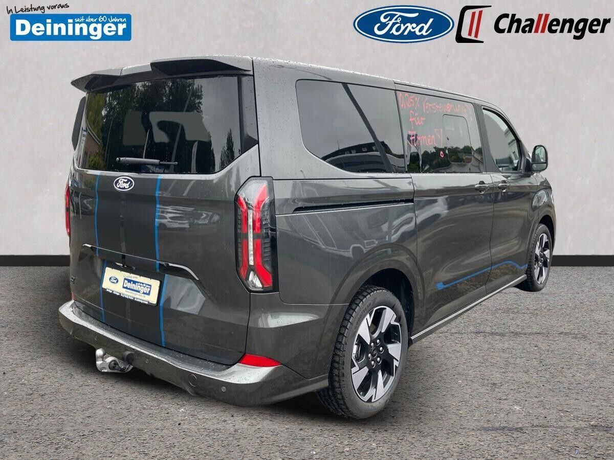Ford Tourneo Sport BEV