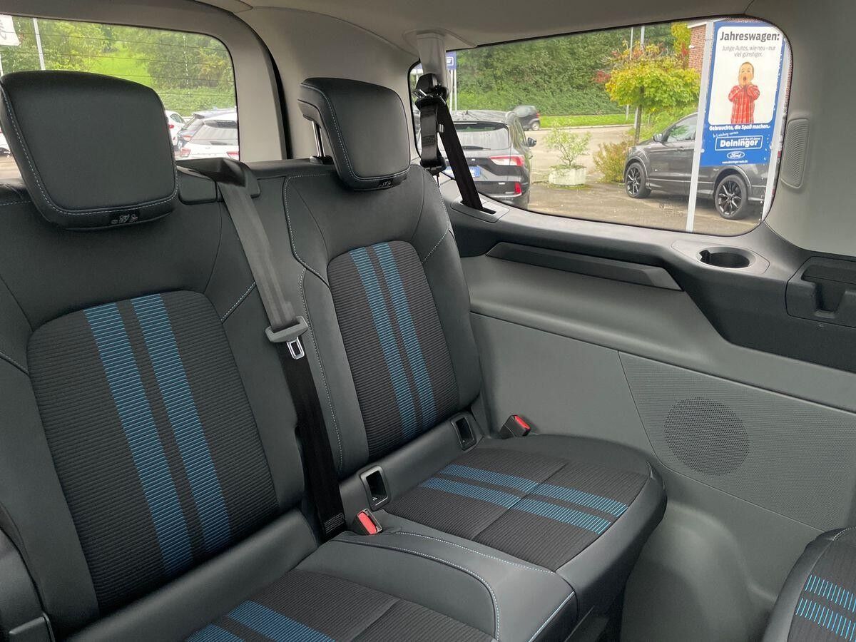 Ford Tourneo Sport BEV