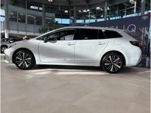 Toyota Corolla 1,8 l Hybrid TS, Teamplayer inkl. kostenlosem Fahrradträger