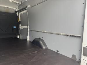 Ford Transit Kastenwagen Trend 390 L4 68,0 kWh Elektromotor 198 kW (269 PS) Heckantrieb