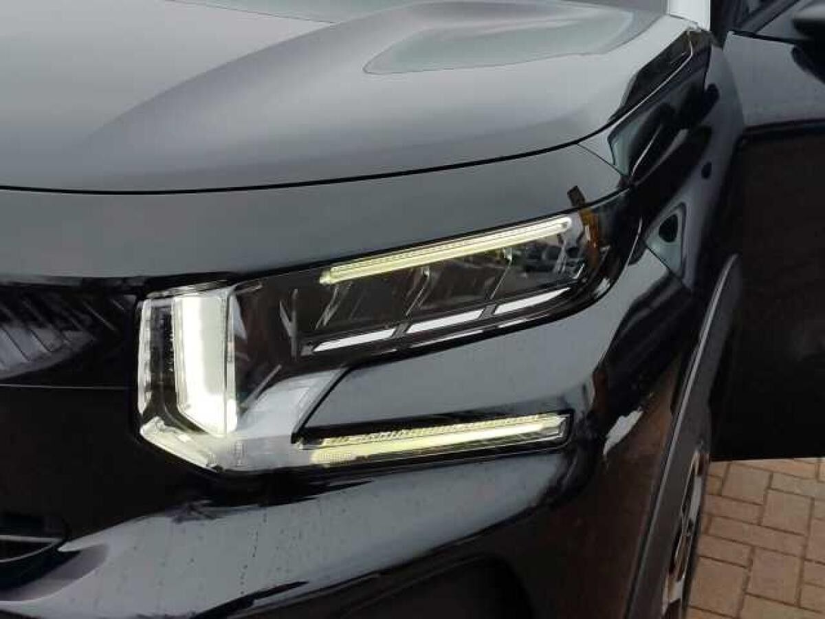 Citroën C3 Hybrid 110 PLUS