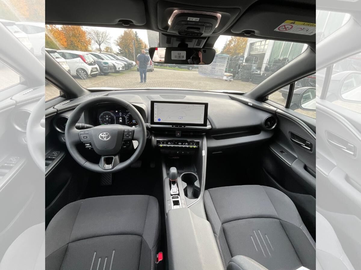 Toyota C-HR 2,0 l Hybrid 4x2 Teamplayer CVT inkl. kostenlosem Fahrradträger