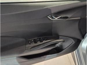 Skoda Fabia Tour SOFORT VERFÜGBAR! ACC AUTO Kamera DynLicht LED