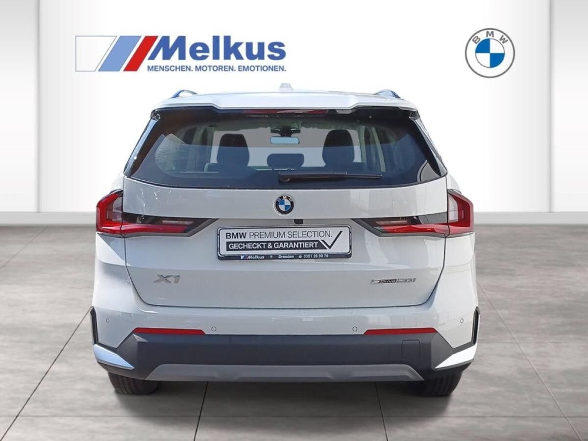 BMW X1 sDrive20i - Aktion - AHK - Parking Assistant - Premiumpaket